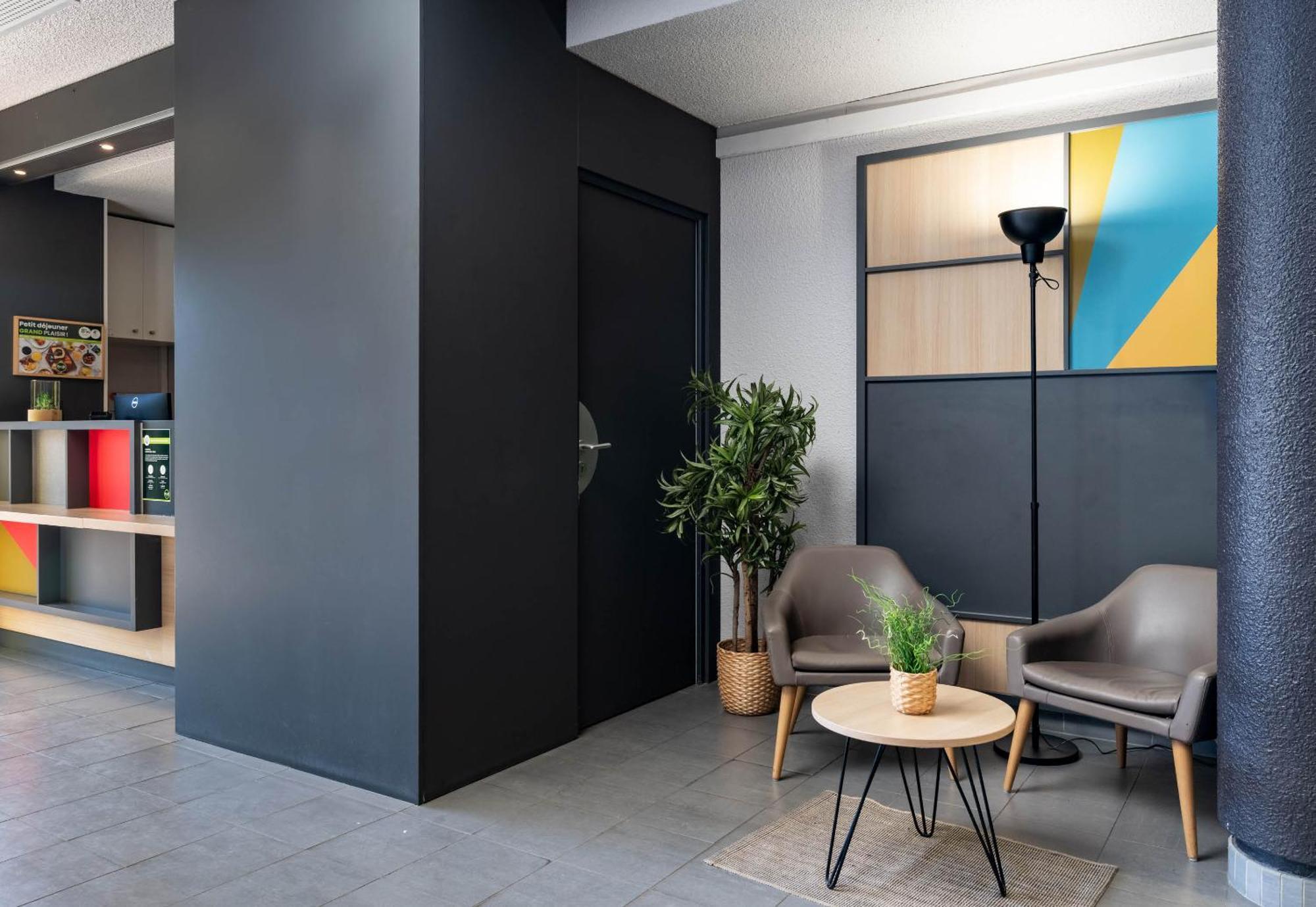 Hotel Lille Stade Pierre Mauroy 2*